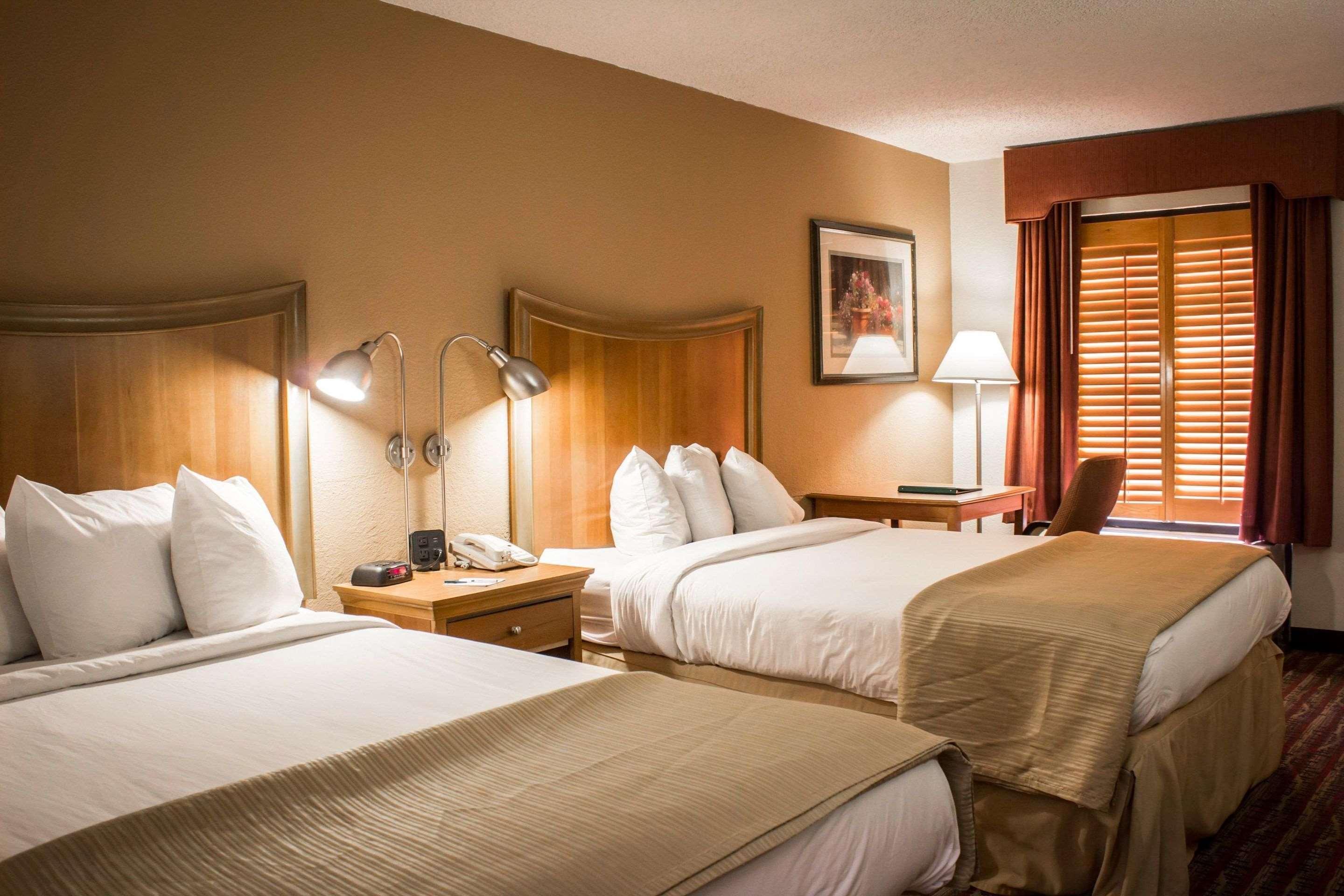 Hampton Inn Chapel Hill Exteriör bild