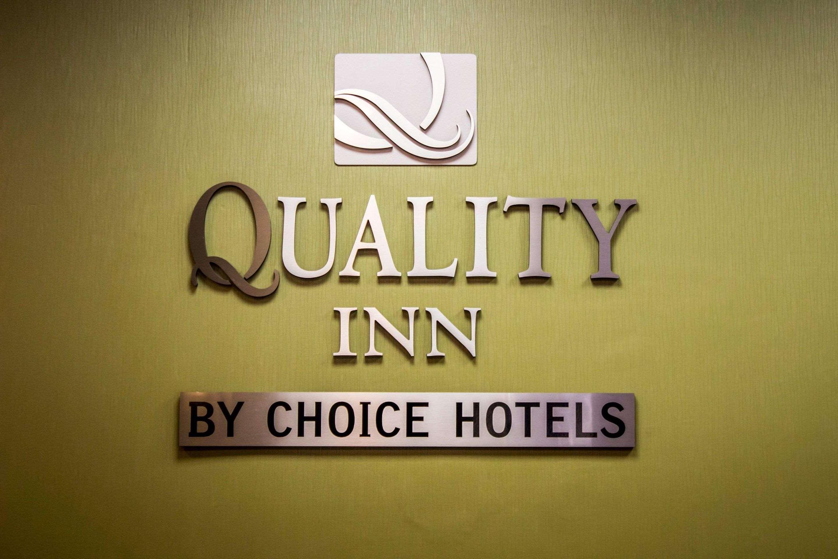 Hampton Inn Chapel Hill Exteriör bild